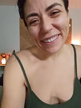 Ellie-Elizabeth Live XXX-Chat
