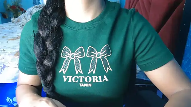 XXX chat uživo modela Cuteangle1