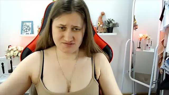Lucky_Lana's Live XXX Chat