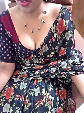 Roja-Telugu777 live XXX chat