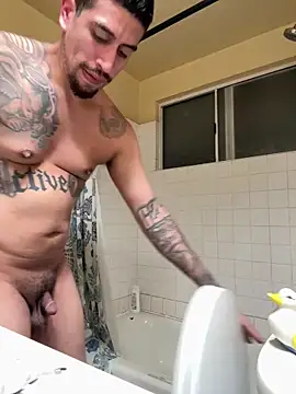 busnfatnutsLildee's Live XXX Chat