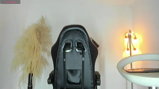 kattadoll 在線直播表演