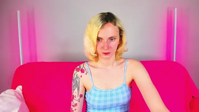LikiLips live XXX chat