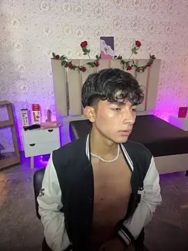 osamu_tay ওয়েবক্যাম শো