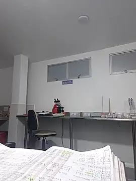 Chat +18 de Aila_Phone ao vivo