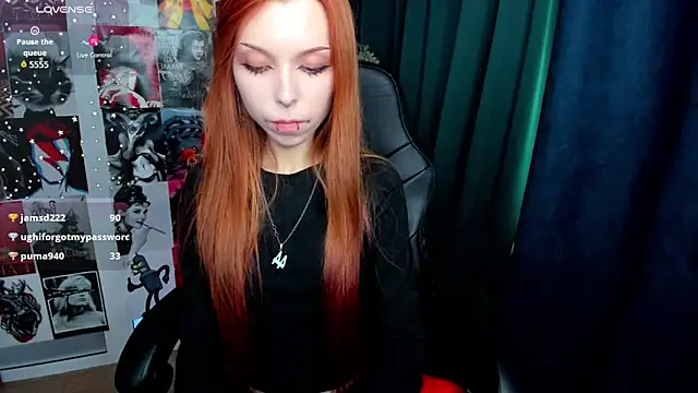 Star_Tarra's Live XXX Chat