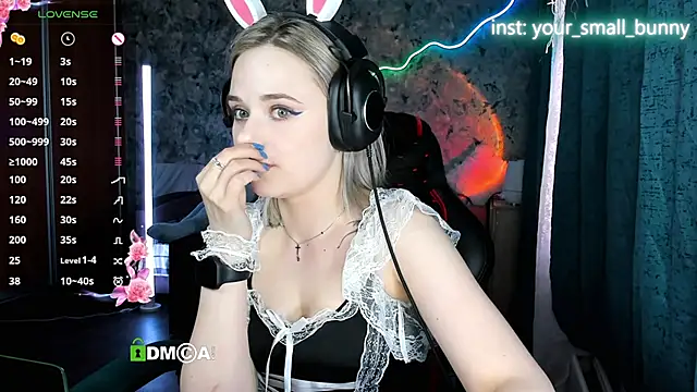 Your_small_bunny live XXX chat