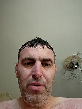 Hakfin666 – Naživo XXX chat