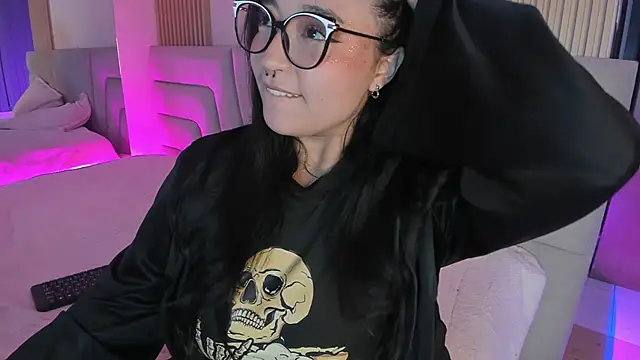 Czat XXX na żywo – Miss_Loise