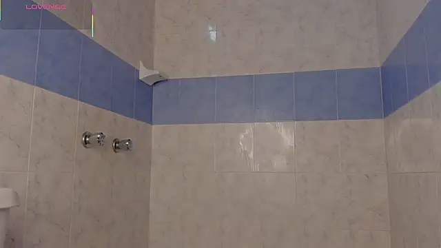 Latrellx7's Webcam Show