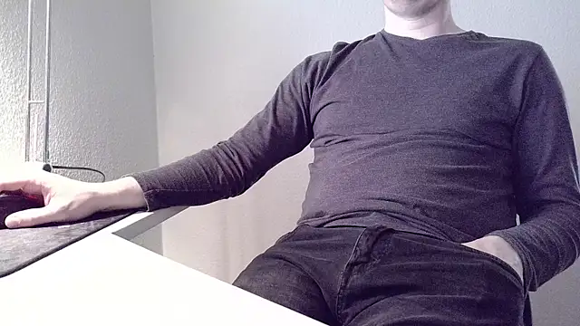 Clamshive777 Webcam Show
