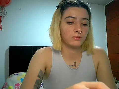 Mia_foster1 Chat XXX in diretta