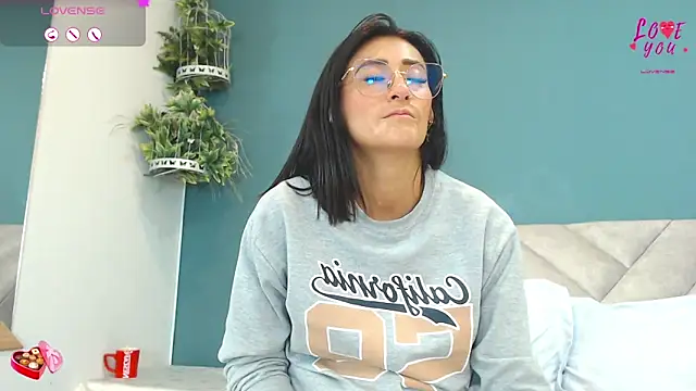 دردشة SharisWillian الجنسية المباشرة
