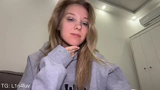 AIicaparkerc's Live XXX Chat