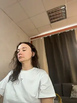 Harmoni_Love's Live XXX Chat