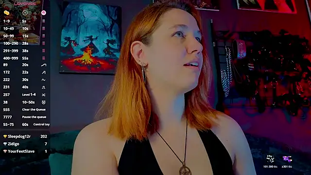the_high_priestess' Live XXX Chat