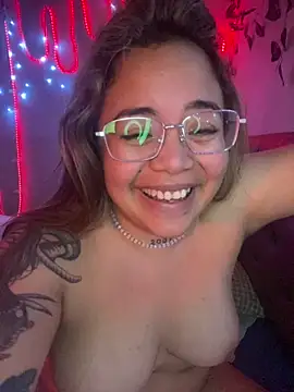 Lindalatina2001 Show Webcam