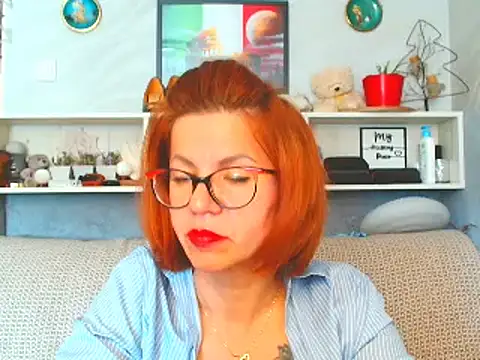 Natali3855 élő XXX-chatje