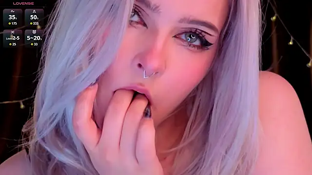 Živý XXX chat ShyniAlice