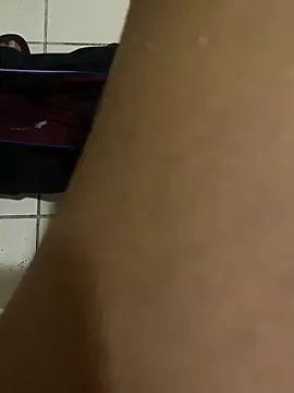 hott-boyyy Adlı Modelin Web Kamerası Şovu