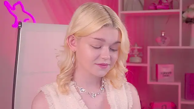AdeleCartier Live XXX-chat