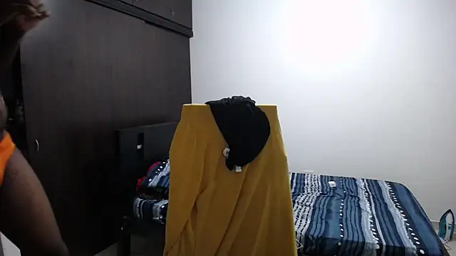 axel_rios_ Show Webcam