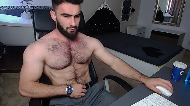XXX chat uživo modela MicahLane