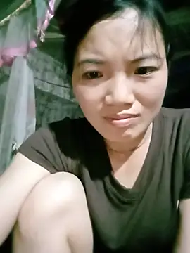 ngan-cute Chat XXX live