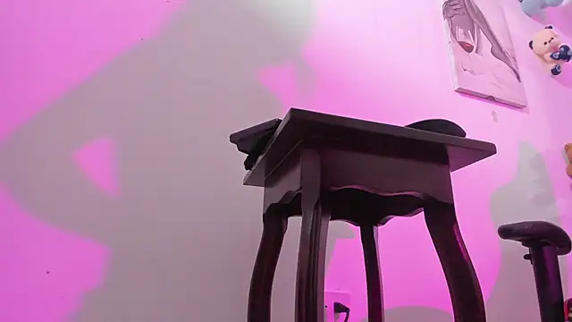 Rihanna_hotx Webcam Show