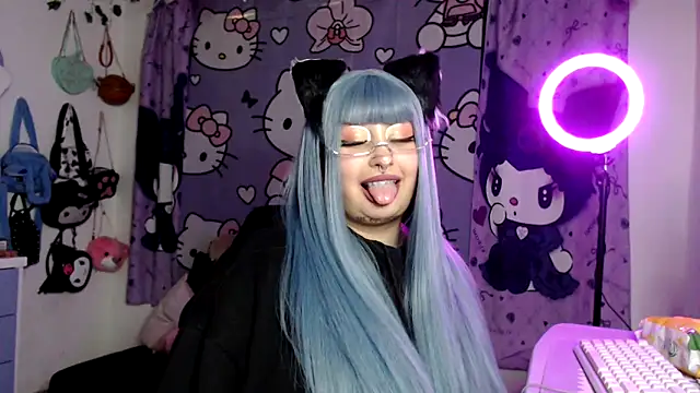 lussyevans24's Live XXX Chat