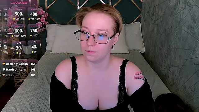 AlexandraGreen's Live XXX Chat