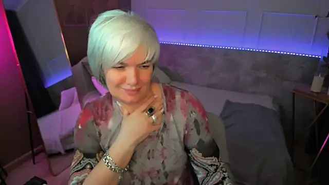 CarmenSoft's Live XXX Chat