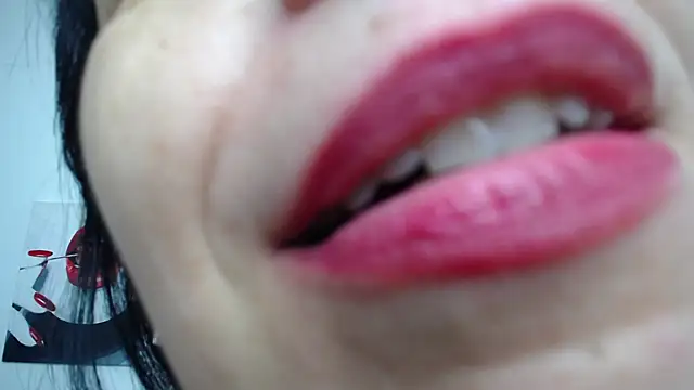 LiluGrants – Live XXX-chat