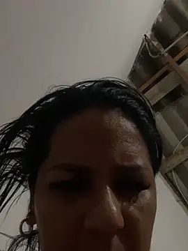 tyraba's Live XXX Chat