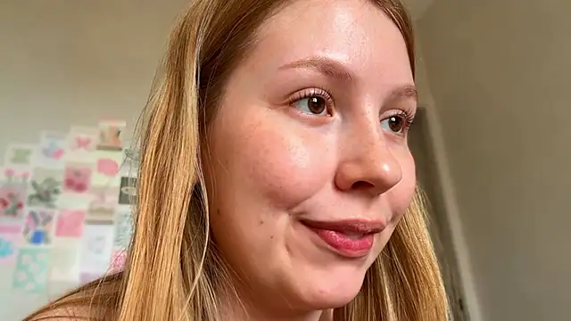 HoneyAudrey Live XXX-chat