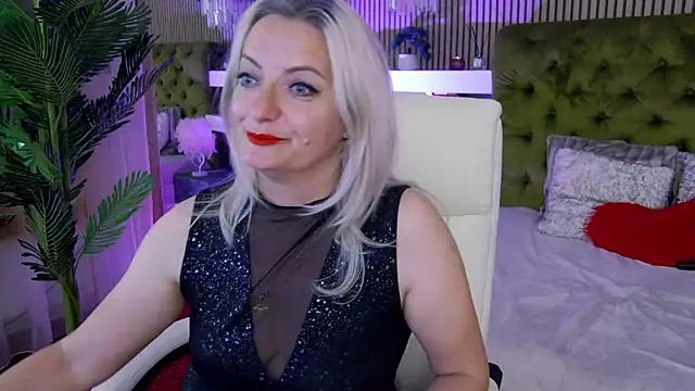 LadyTouch élő XXX-chatje
