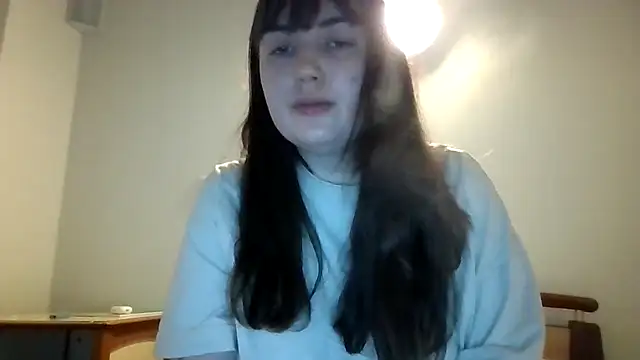 Lynylou's Webcam Show