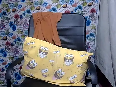 غرفة دردشة Sexy_HotPussy4u المباشرة