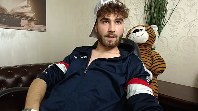 KyloEast Chat XXX live