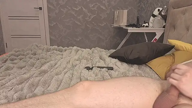 Crystal_Nuts élő XXX-chatje