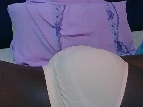 browniecuttey254's Live XXX Chat
