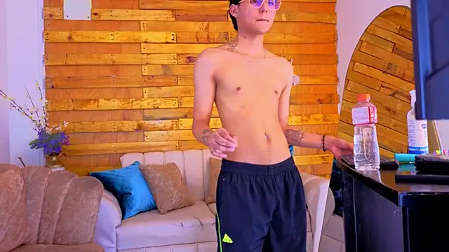 Chat +18 de tian_sex ao vivo