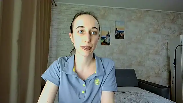 Anika_bloom লাইভ XXX চ্যাট