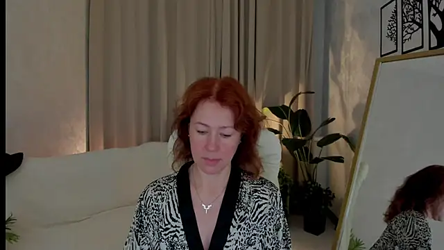 LeticiaRomano Live XXX-Chat