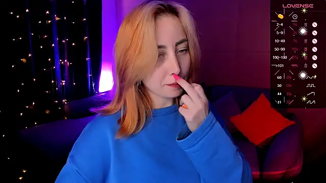 Pokazy przed kamerką – deboramoore