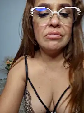Chatroom XXX en direct de Ariana_Wayne