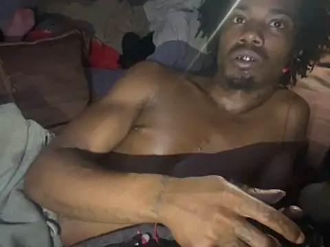 SlimeCrownzOut5's Live XXX Chat