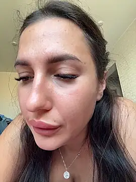 AleksandraRichのライブXXXチャット