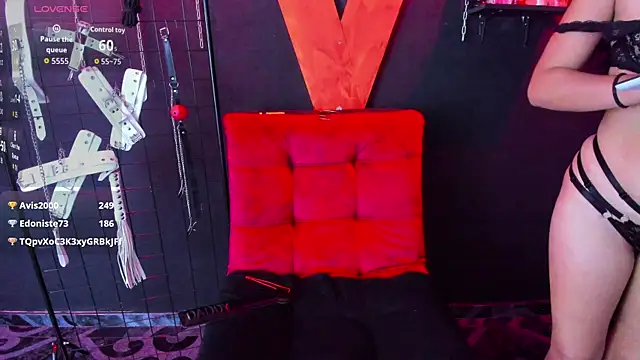 lilith_slave 现场XXX聊天
