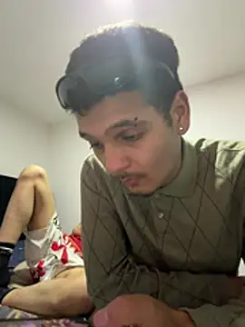 samuel_prrr's Live XXX Chat
